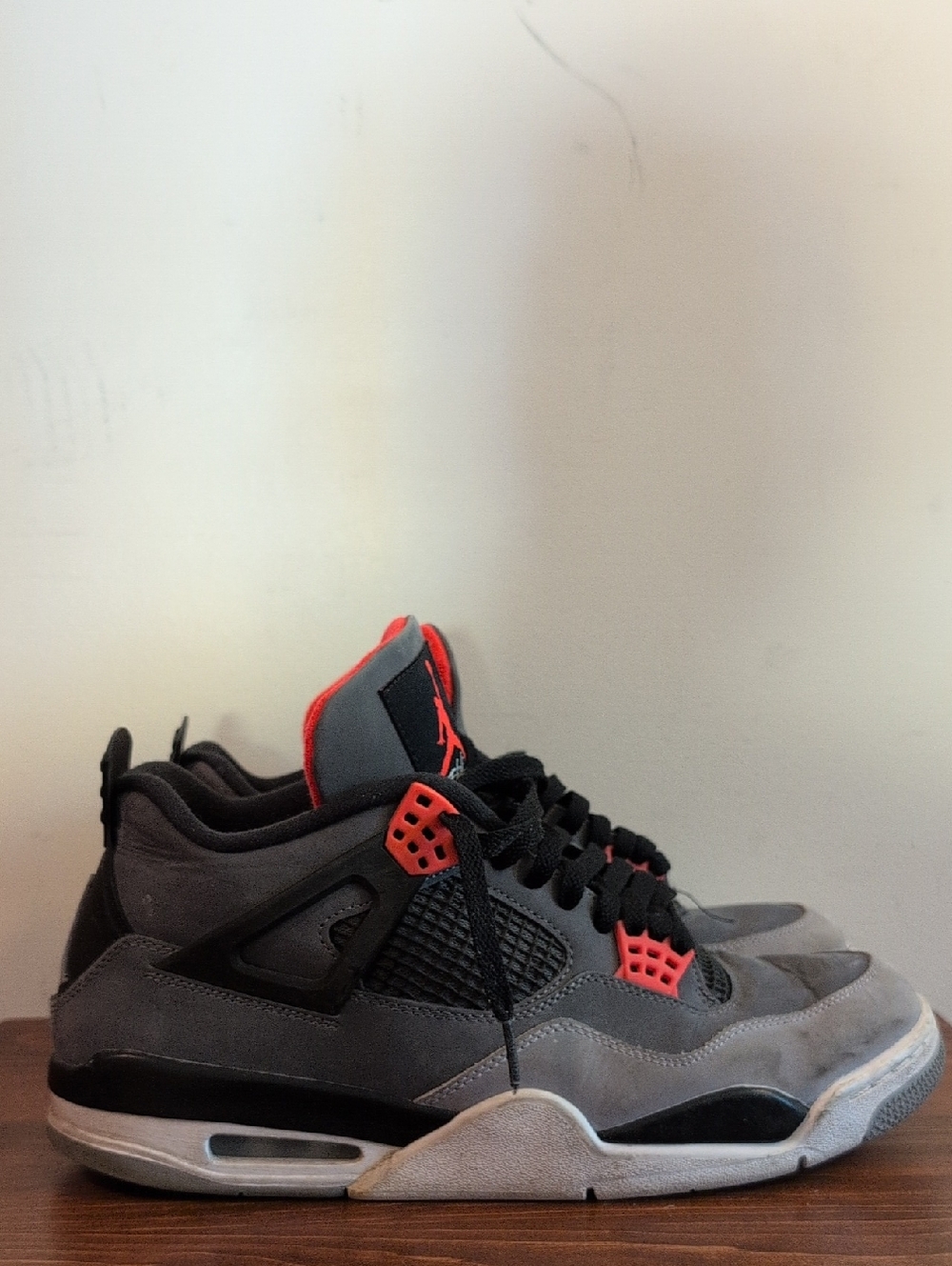 Nike Air Jordan 4 Retro Infrared Sz 11.5